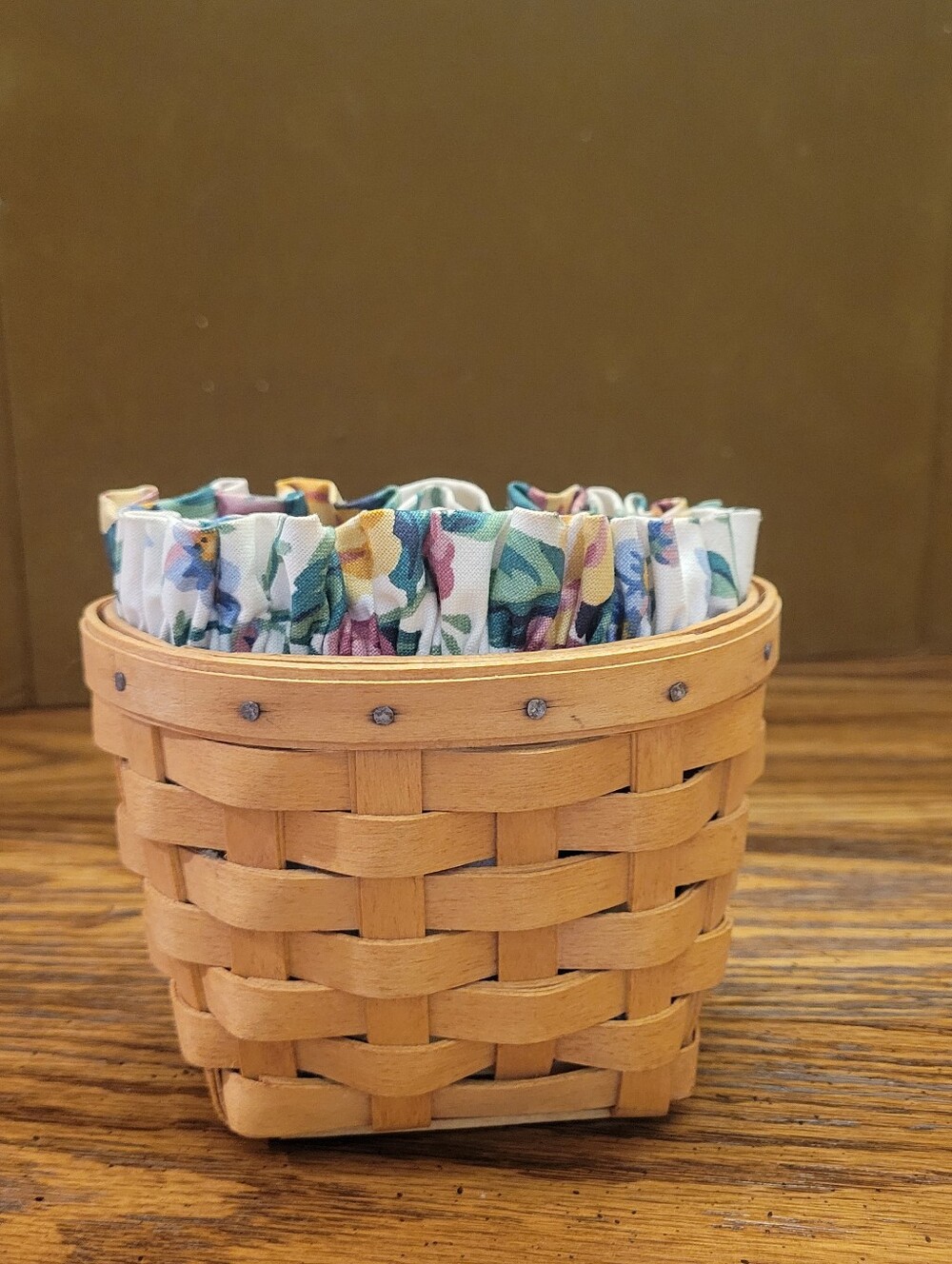 Longaberger 2001 Oregano Booking Basket Floral Liner w/ Basket
